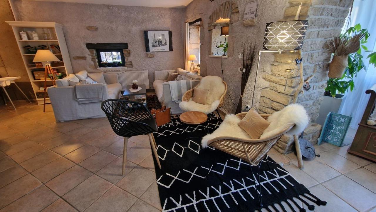مبيت وإفطار Comberjon Domaine Le Puits Du Moulin المظهر الخارجي الصورة